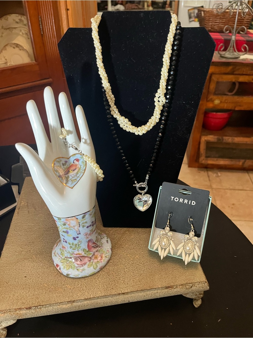 torrid Ivory Pearl & Black Beaded Heart Pendant Necklace Set with Ivory Earrings